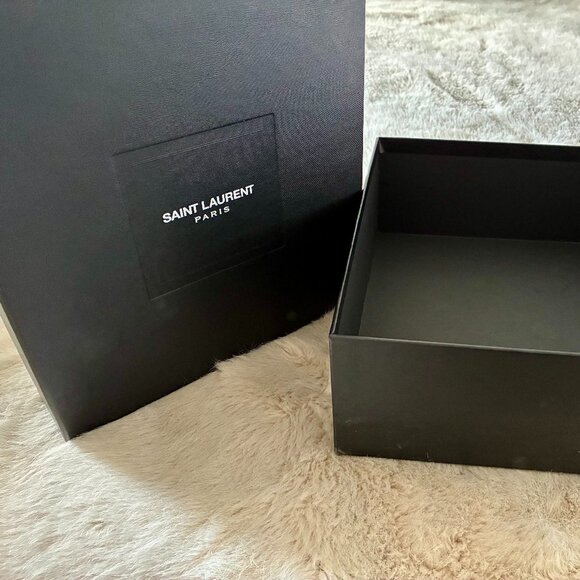 Yves Saint Laurent Shoe Box - Picture 1 of 2